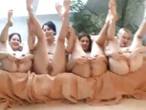 Ngôn ngữ bên nữ donk ...
