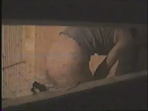 Hung coi phim sex nh ...